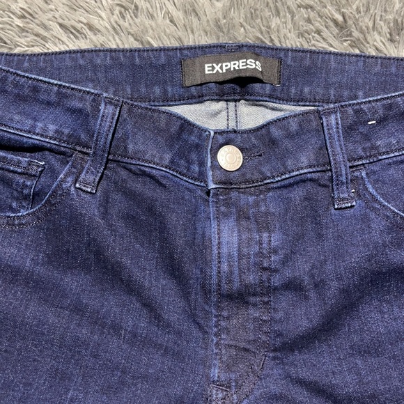 🌈🥰Express Shortie Relaxed Low Rise Rainbow Shorts 🥰🌈 - Picture 6 of 14